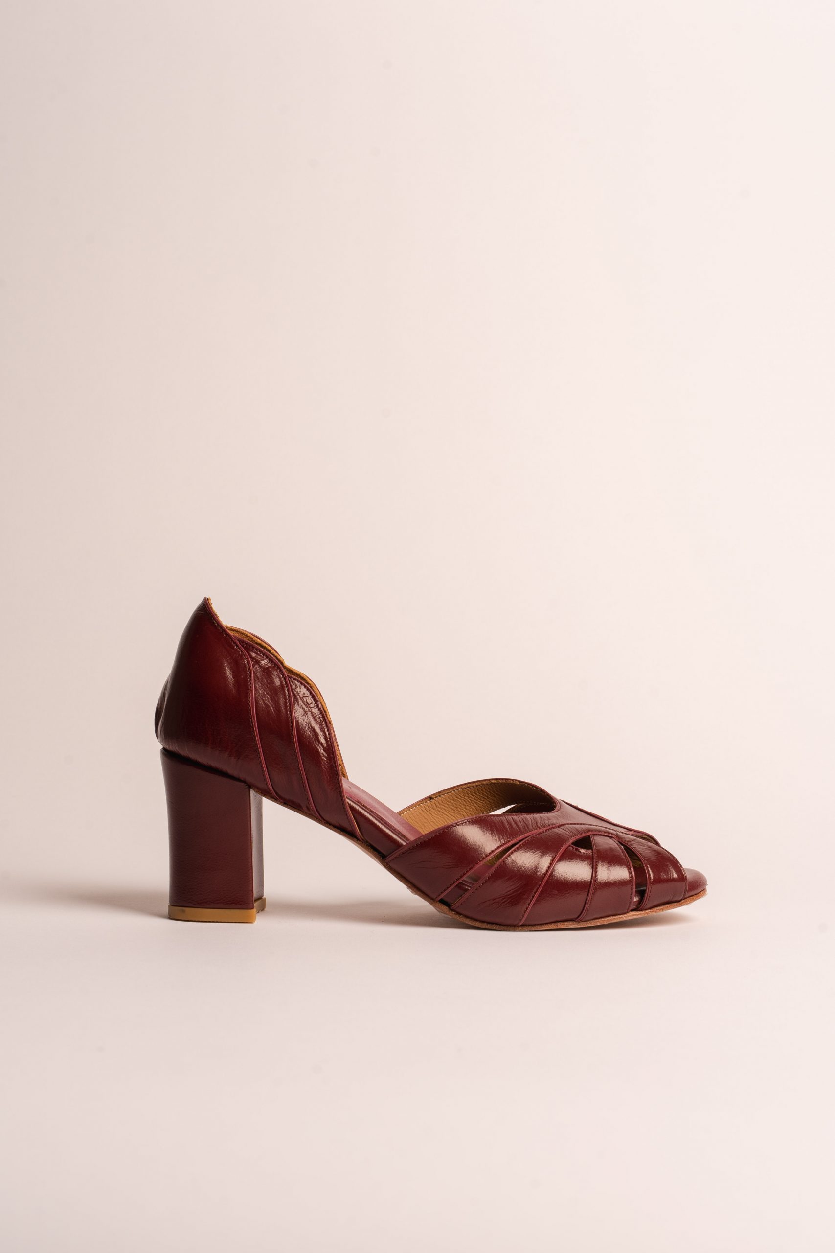 peep toe Alice bordô